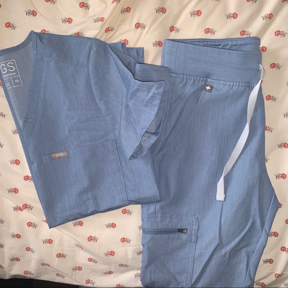 Figs scrubs set